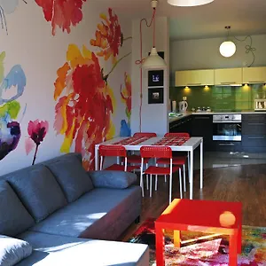 Apartament Color