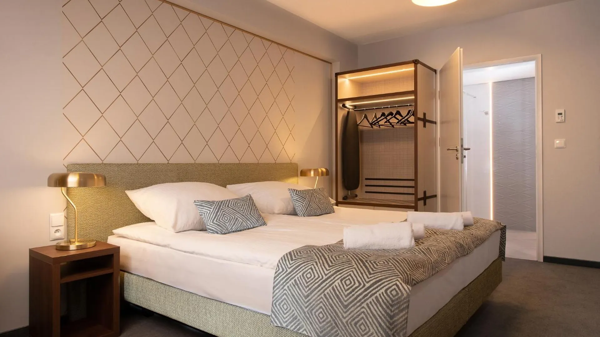 Xerion Hotel (Adults Only) 克拉科夫 波兰